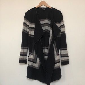 Long geometric cardigan